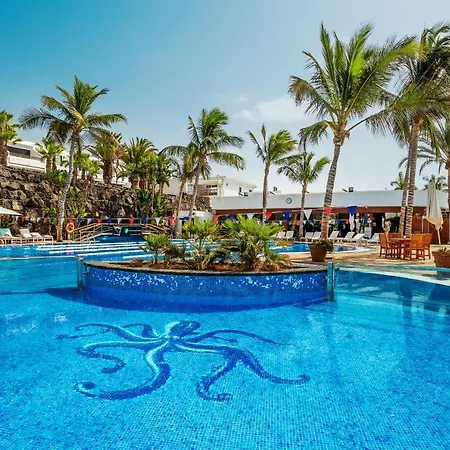 Volcano - Pool And Gym In Sport Center Fariones Included By Lanzarote Vakantiehuis