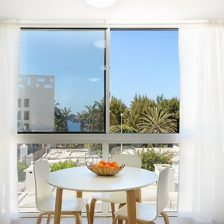 Volcano - Pool And Gym In Sport Center Fariones Included By Lanzarote Vakantiehuis Puerto del Carmen (Lanzarote)